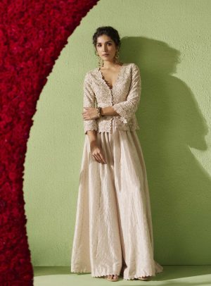 34 Awe-inspiring Lehengas From The Latest Collection Of Mrunalini Rao |  Designer dresses indian, Long frocks, Kids designer dresses